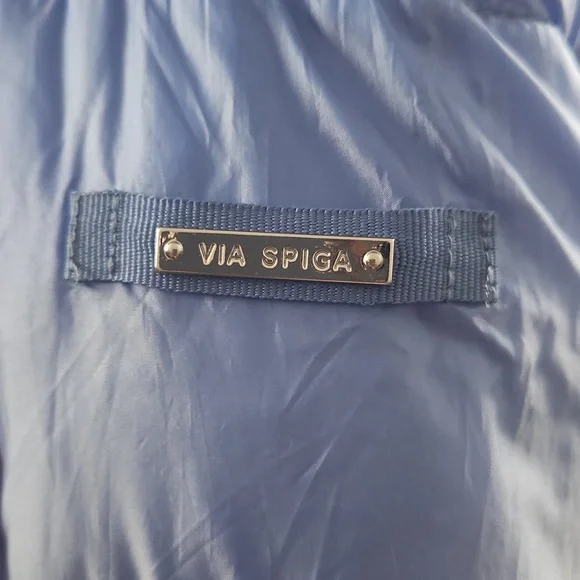 NWT Blue 💙 iridescent Via Spiga waterproof packable puffer jacket size Small - Picture 8 of 9